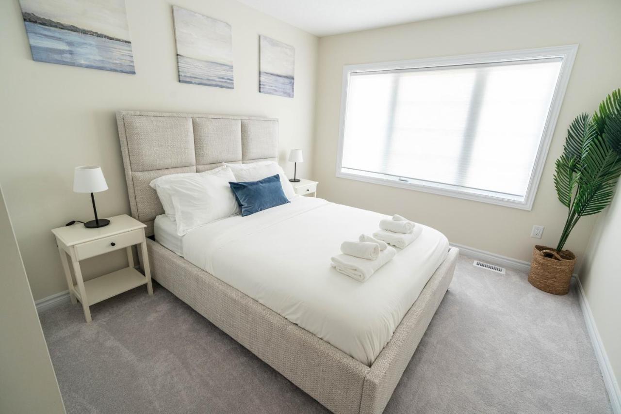 Brand New Home Minutes From Niagara Falls. Thorold Eksteriør bilde