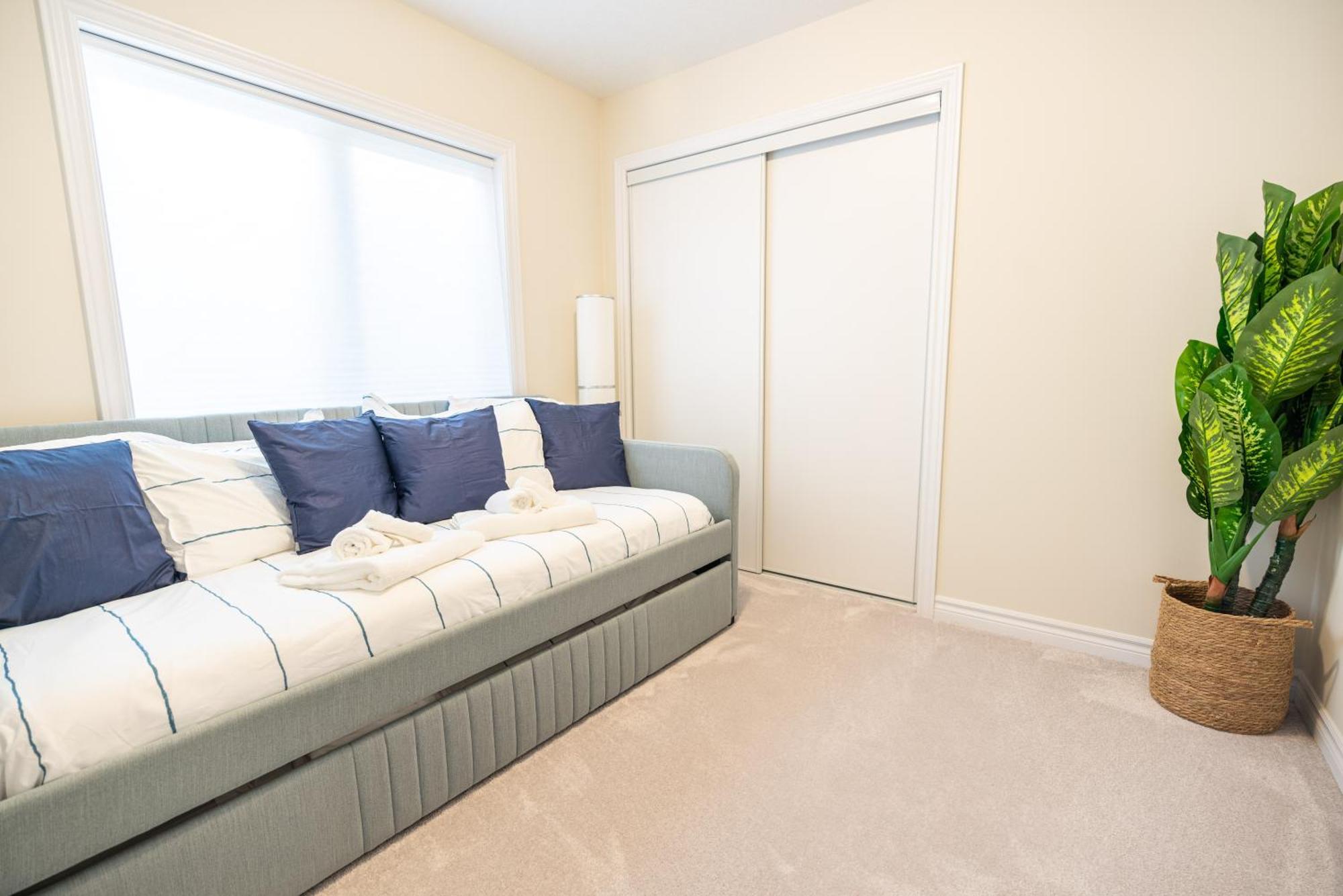 Brand New Home Minutes From Niagara Falls. Thorold Eksteriør bilde