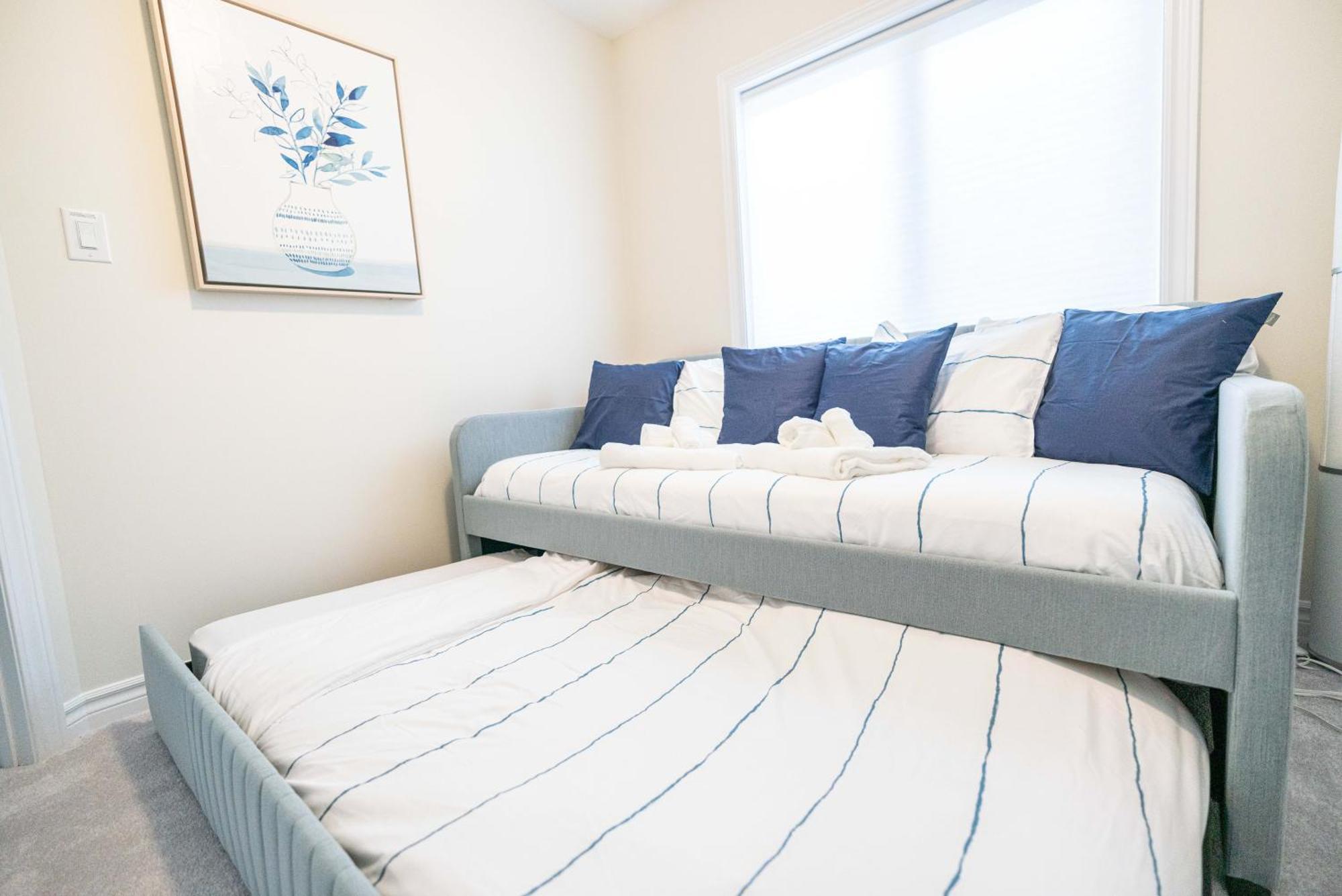 Brand New Home Minutes From Niagara Falls. Thorold Eksteriør bilde